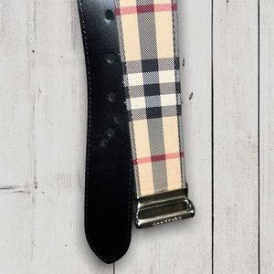 Men’s Burberry Belt Size Medium